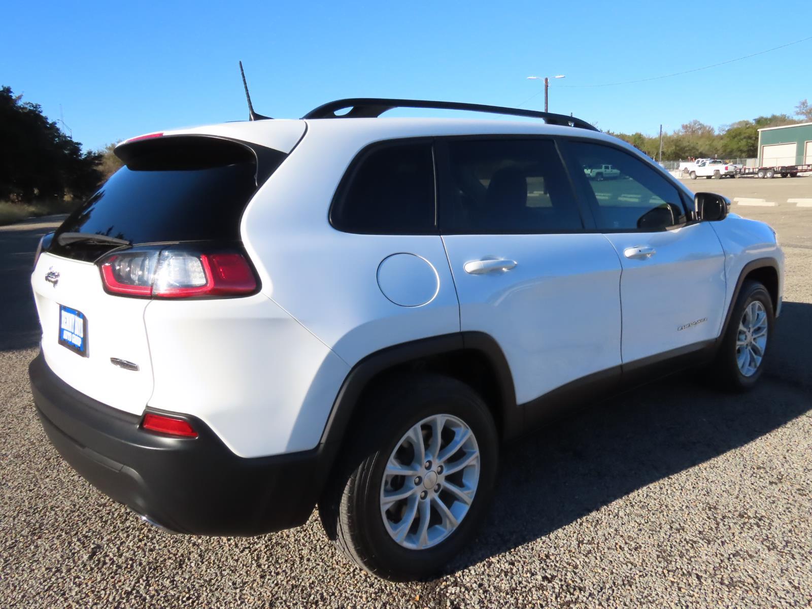 Used Car 2022 Jeep Cherokee  Latitude Lux For Sale Under $25,000 In Lampasas, Texas