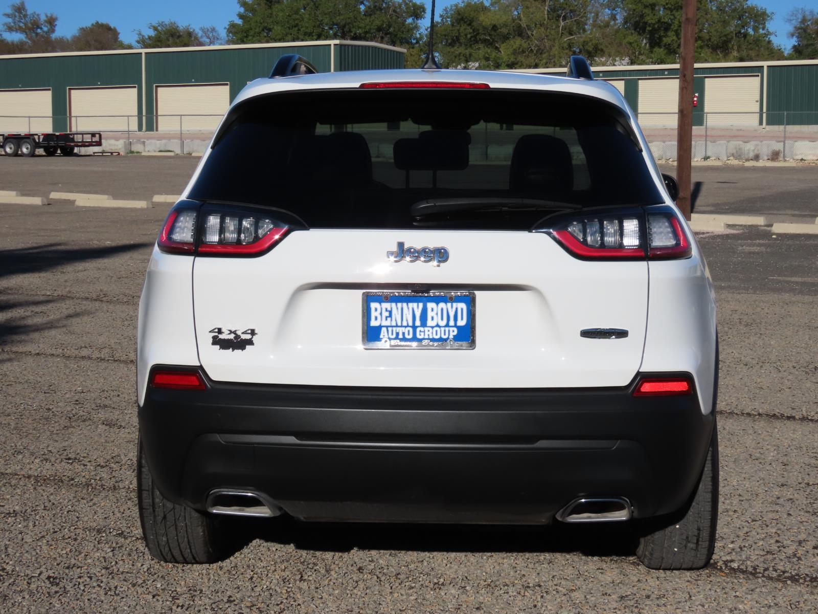 Used Car 2022 Jeep Cherokee  Latitude Lux For Sale Under $25,000 In Lampasas, Texas