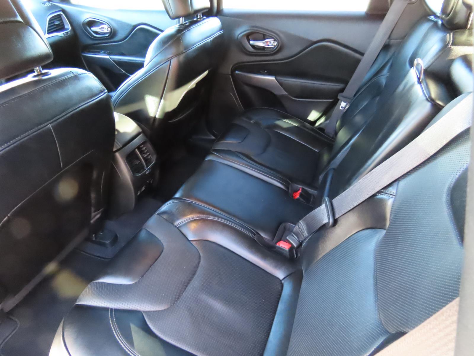 Used Car 2022 Jeep Cherokee  Latitude Lux For Sale Under $25,000 In Lampasas, Texas