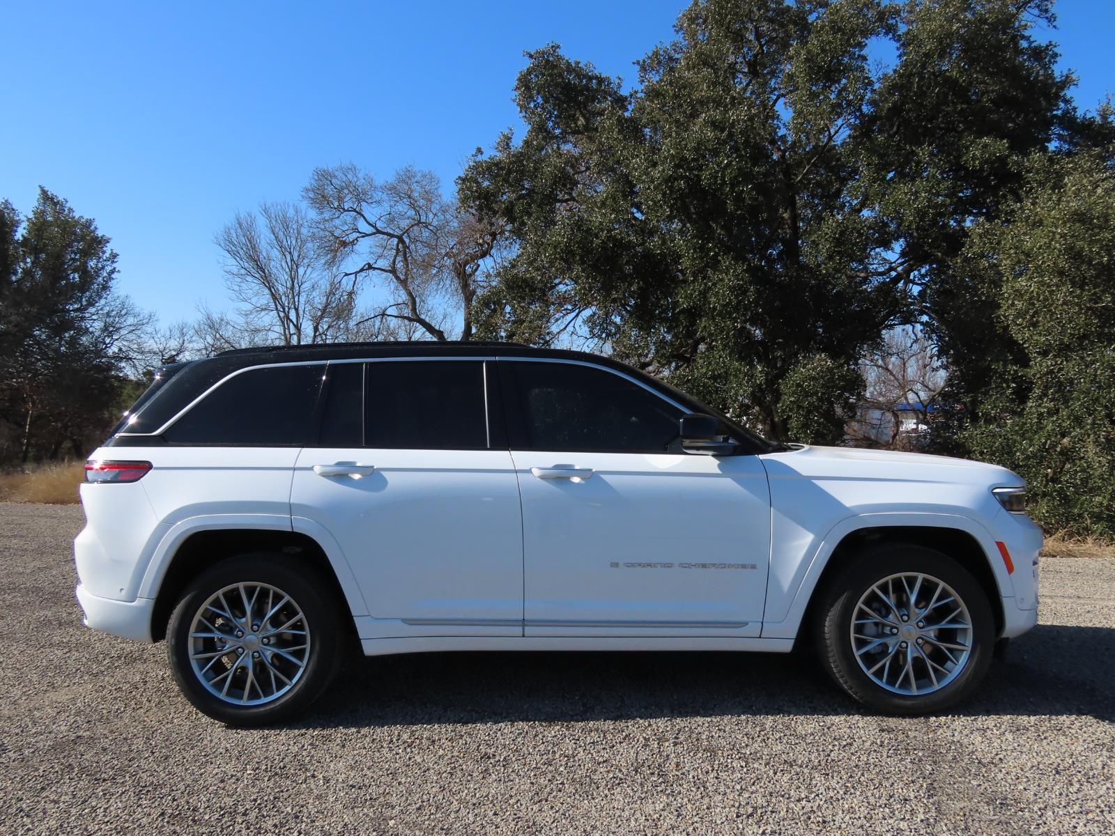 New Car 2025 Jeep Grand Cherokee  Summit For Sale Under $70,000 In Lampasas, Texas