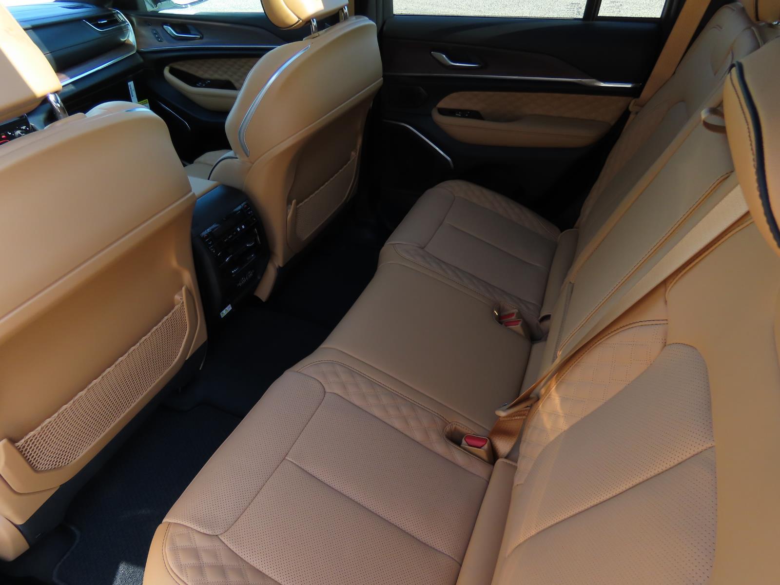 New Car 2025 Jeep Grand Cherokee  Summit For Sale Under $70,000 In Lampasas, Texas