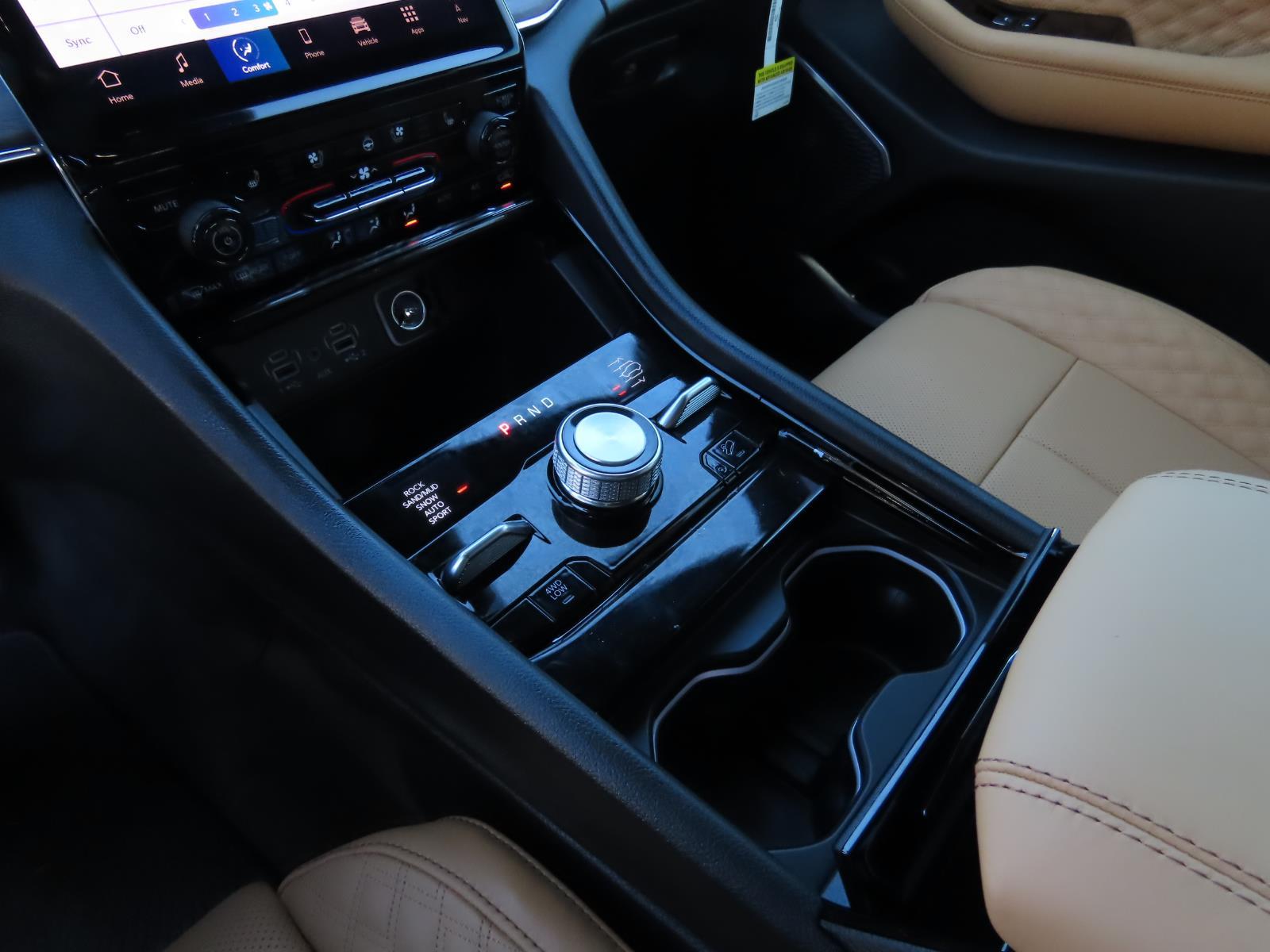 New Car 2025 Jeep Grand Cherokee  Summit For Sale Under $70,000 In Lampasas, Texas