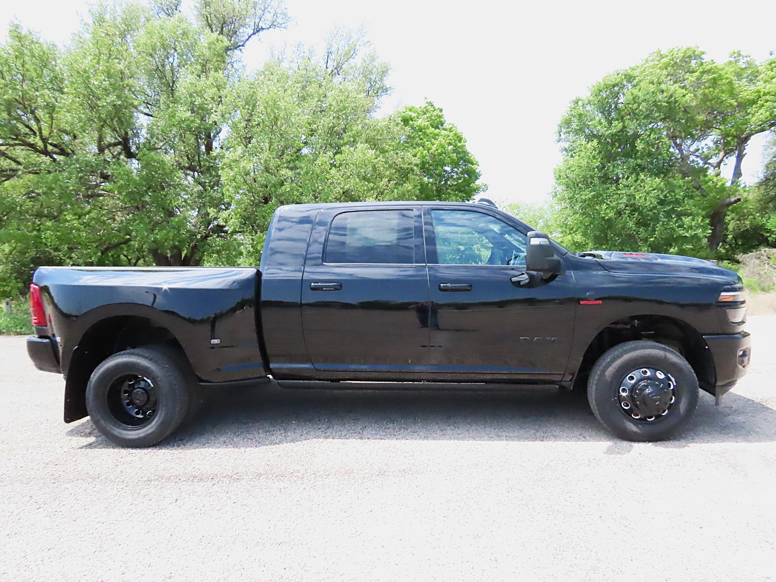 New Car 2025 Ram 3500  Laramie For Sale Under $90,000 In Lampasas, Texas