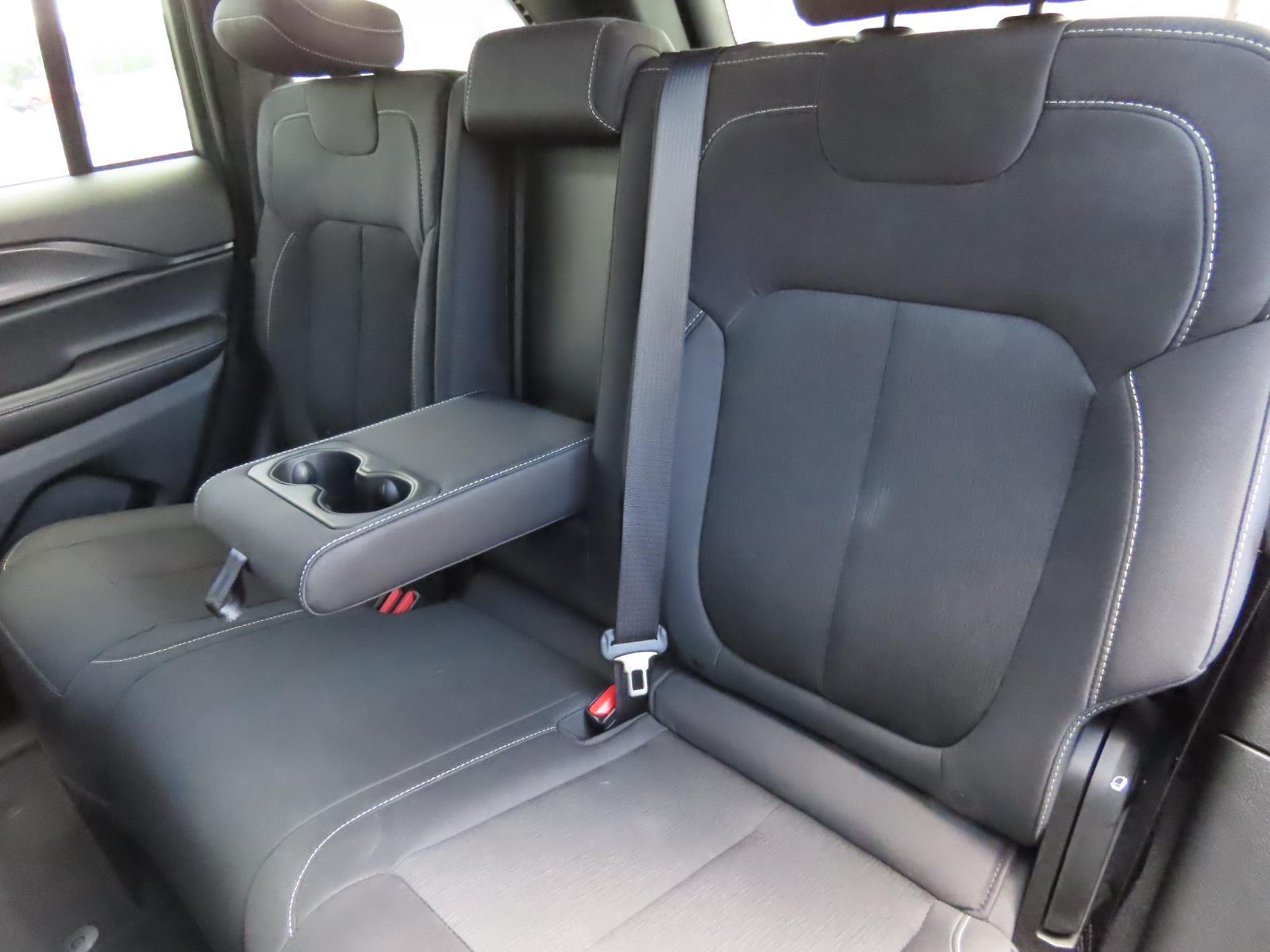 Used Car 2024 Jeep Grand Cherokee  Laredo For Sale Under $35,000 In Lampasas, Texas