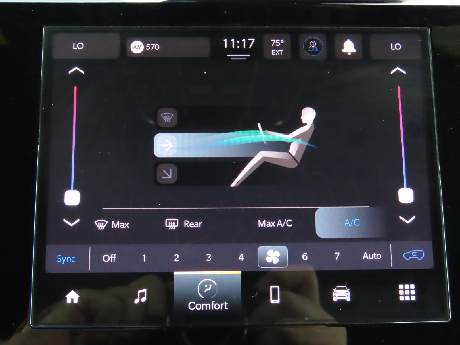 Used Car 2024 Jeep Grand Cherokee  Laredo For Sale Under $35,000 In Lampasas, Texas