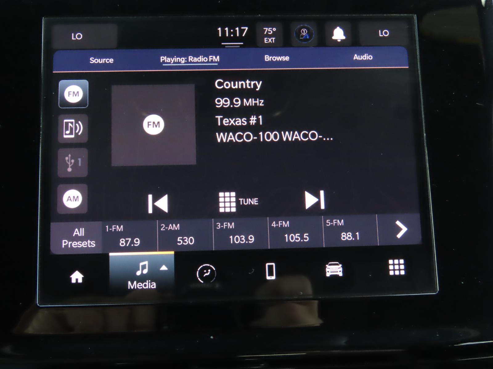 Used Car 2024 Jeep Grand Cherokee  Laredo For Sale Under $35,000 In Lampasas, Texas