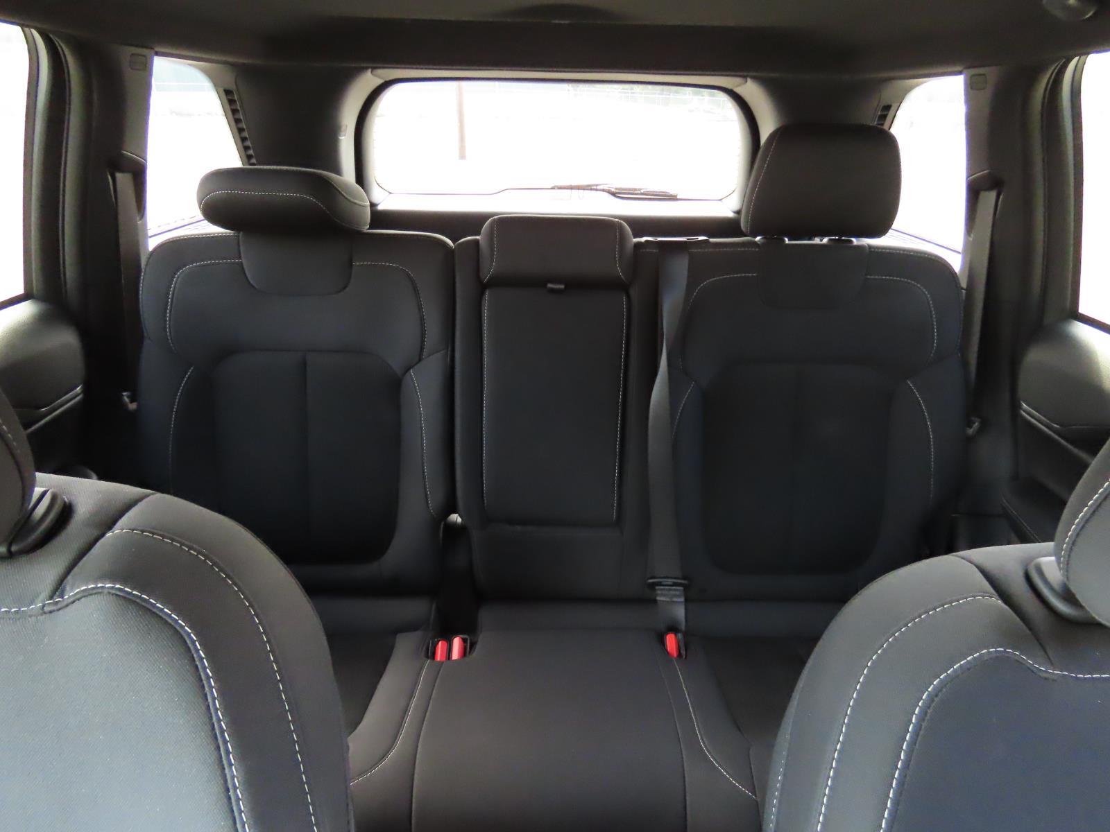 Used Car 2024 Jeep Grand Cherokee  Laredo For Sale Under $35,000 In Lampasas, Texas