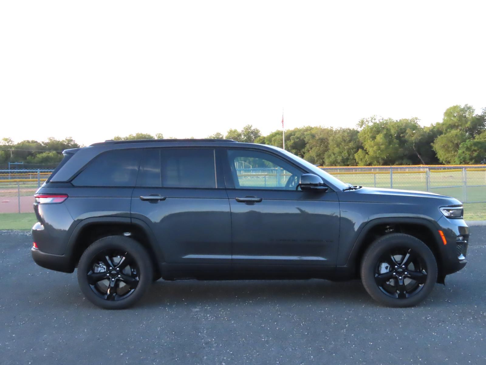 New Car 2025 Jeep Grand Cherokee  Limited For Sale Under $50,000 In Lampasas, Texas
