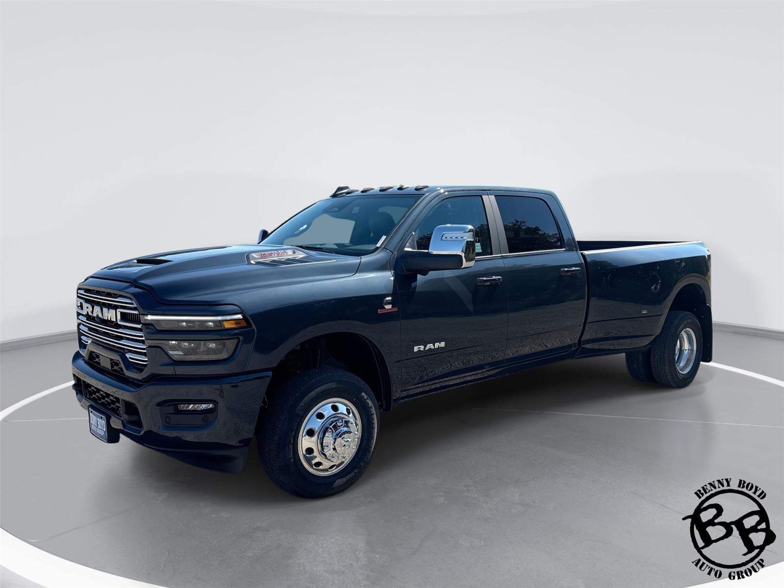 2026 RAM 3500 Laramie Crew Cab LB DRW 4WD
