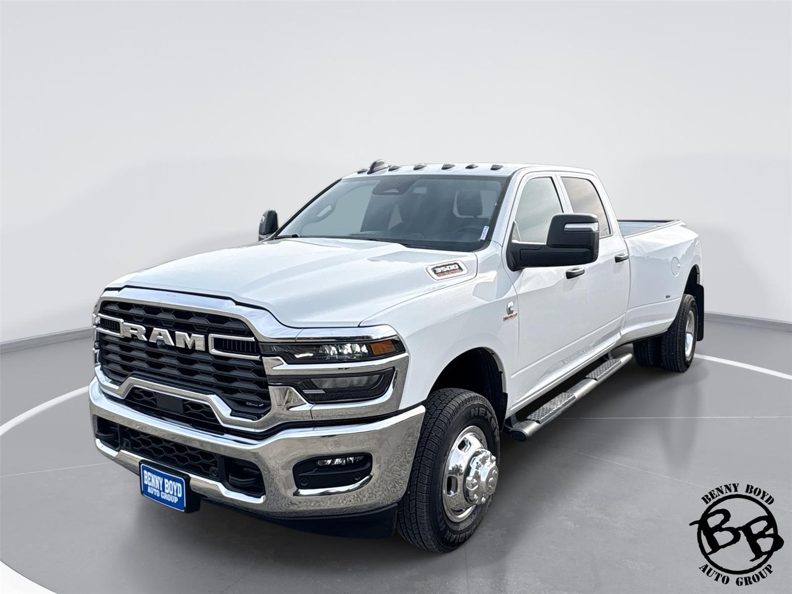 2026 RAM 3500 Tradesman Crew Cab LB DRW 4WD