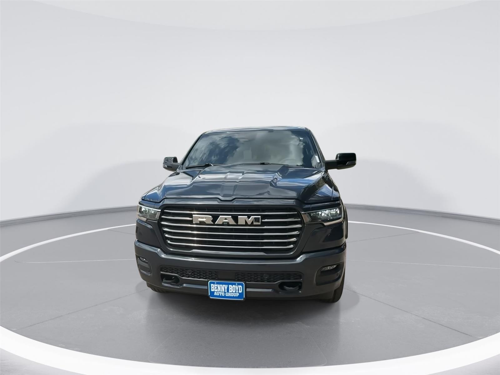 View vehicle photo 3