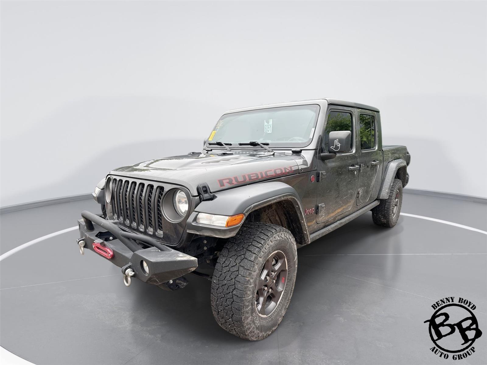 Gray (Granite Crystal Metallic Clearcoat) 2023 Jeep Gladiator Rubicon Crew Cab 4WD Pickup Truck Four-Wheel Drive 8-Speed Automatic
