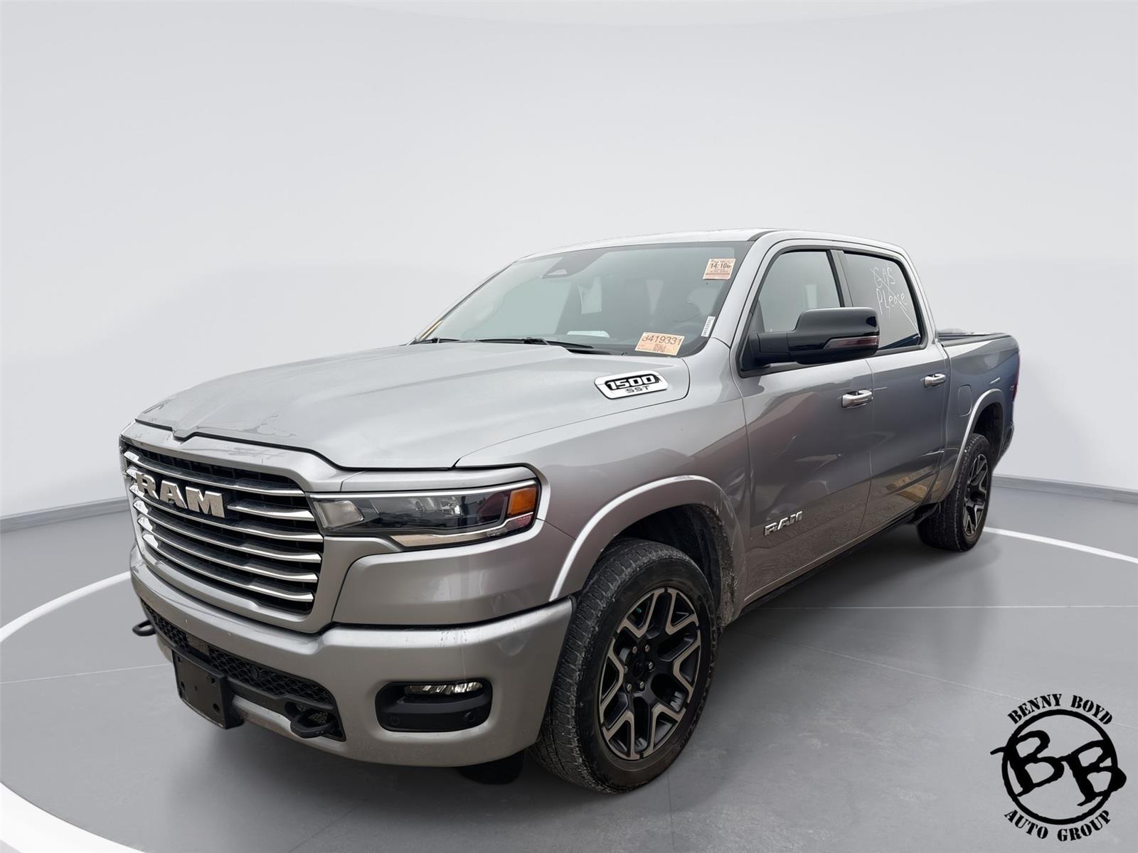 Billet Silver Metallic Clearcoat 2025 RAM 1500 Laramie Crew Cab 4WD Pickup Truck Four-Wheel Drive 8-Speed Automatic