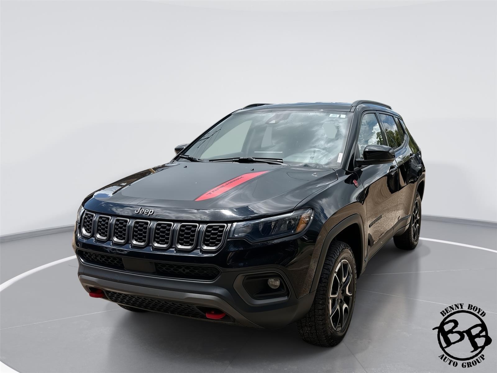 Diamond Black Crystal Pearlcoat 2025 Jeep Compass Trailhawk 4WD SUV / Crossover Four-Wheel Drive 8-Speed Automatic