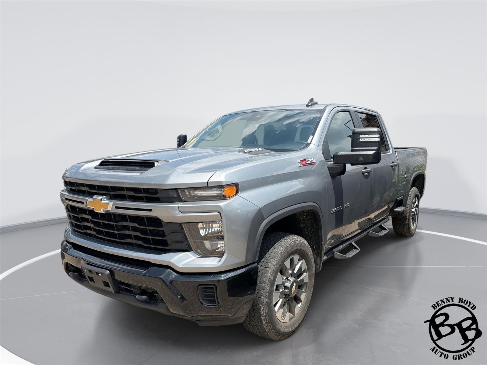 Sterling Gray Metallic 2024 Chevrolet Silverado 2500HD Pickup Truck Four-Wheel Drive Automatic