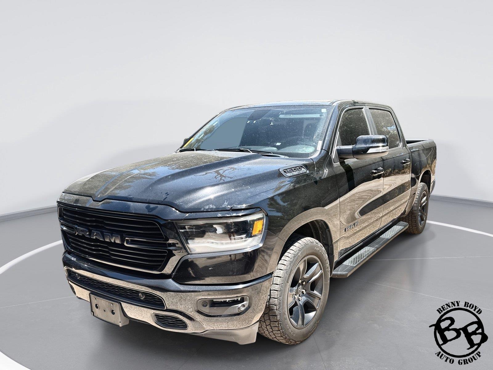 Diamond Black Crystal Pearlcoat 2020 RAM 1500 Pickup Truck Four-Wheel Drive 8-Speed Automatic