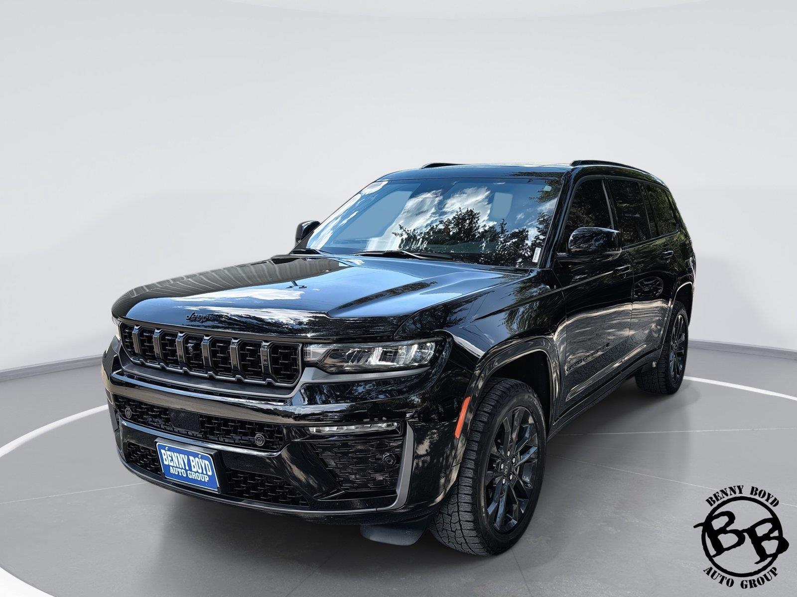 Diamond Black Crystal Pearlcoat 2026 Jeep Grand Cherokee L SUV / Crossover Four-Wheel Drive 8-Speed Automatic