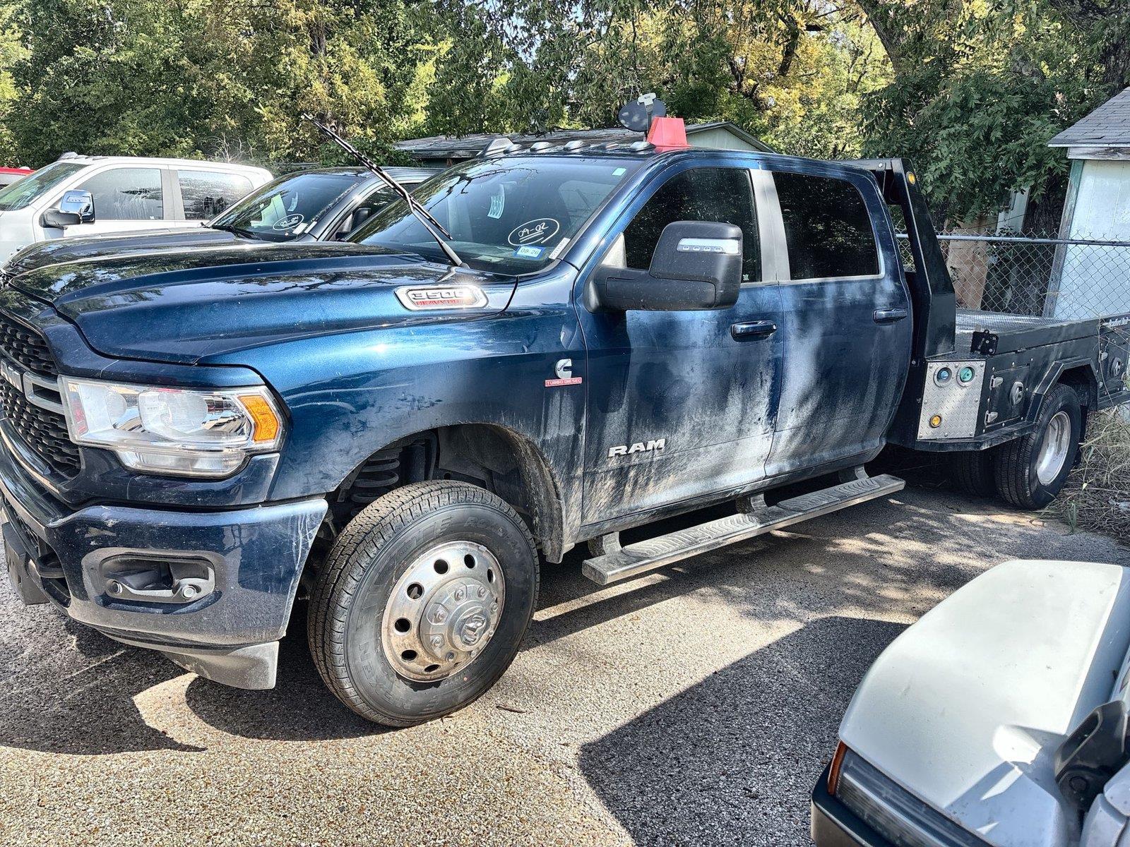Patriot Blue Pearlcoat 2024 RAM 3500 Pickup Truck Four-Wheel Drive 6-Speed Automatic