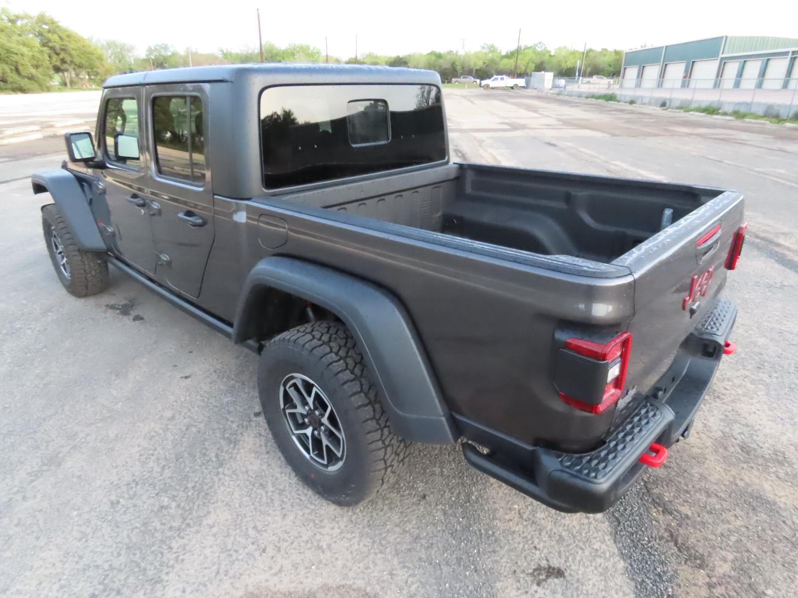 New Car 2024 Jeep Gladiator  Rubicon For Sale Under $50,000 In Lampasas, Texas