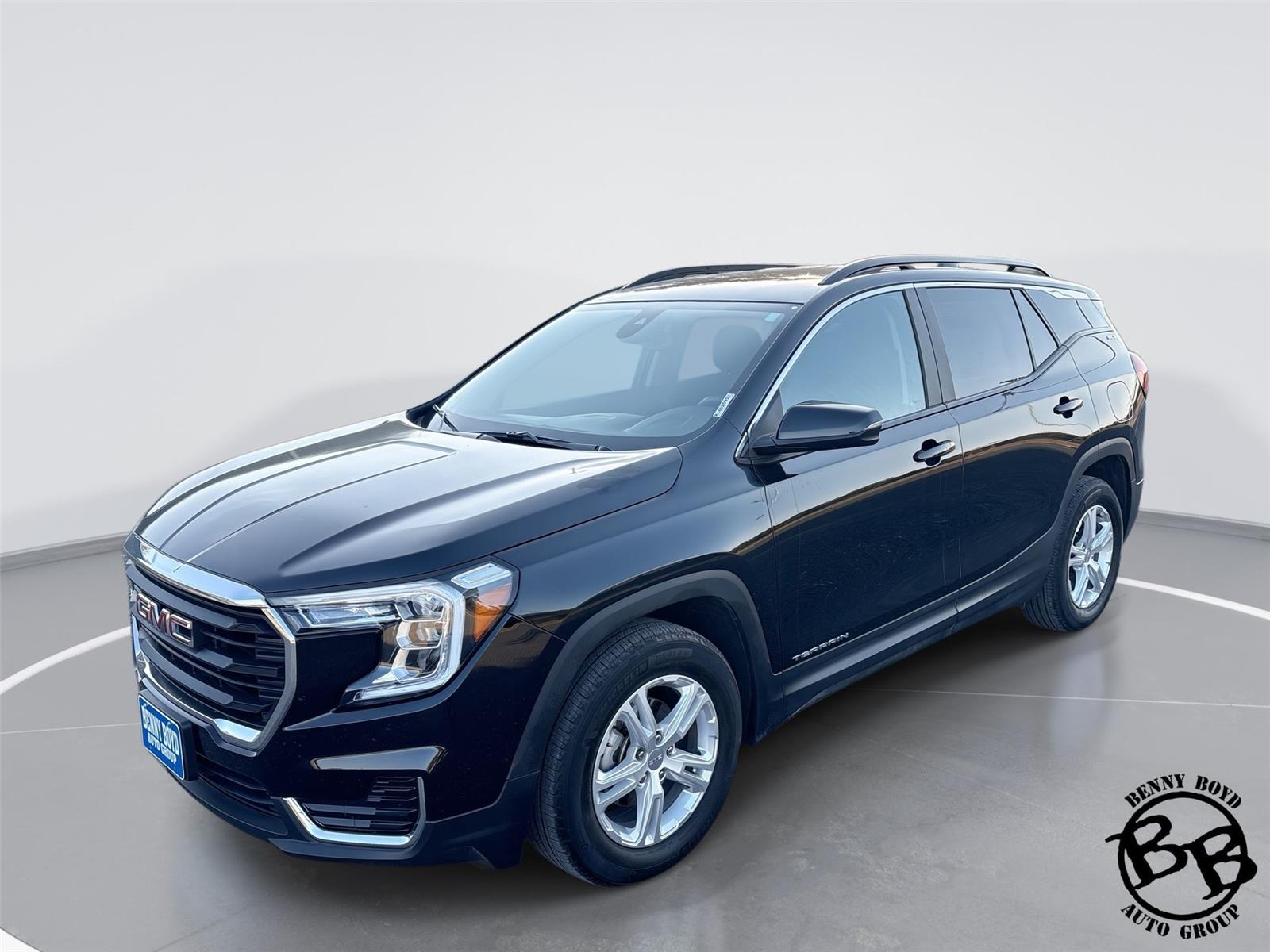 2024 GMC Terrain SLE's photo
