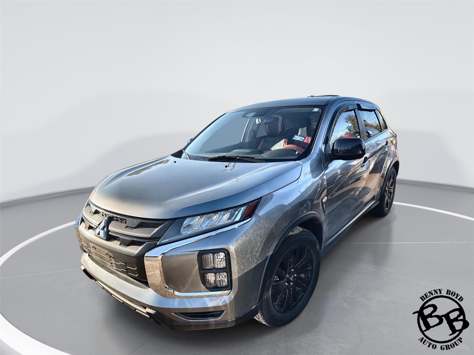 2022 Mitsubishi Outlander Sport LE's photo