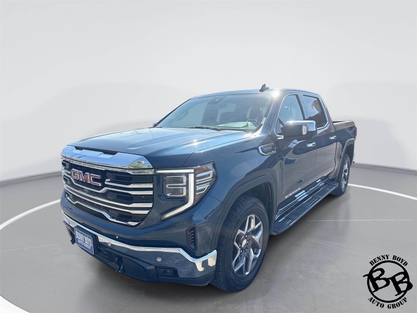 2022 GMC Sierra 1500 SLT Crew Cab RWD