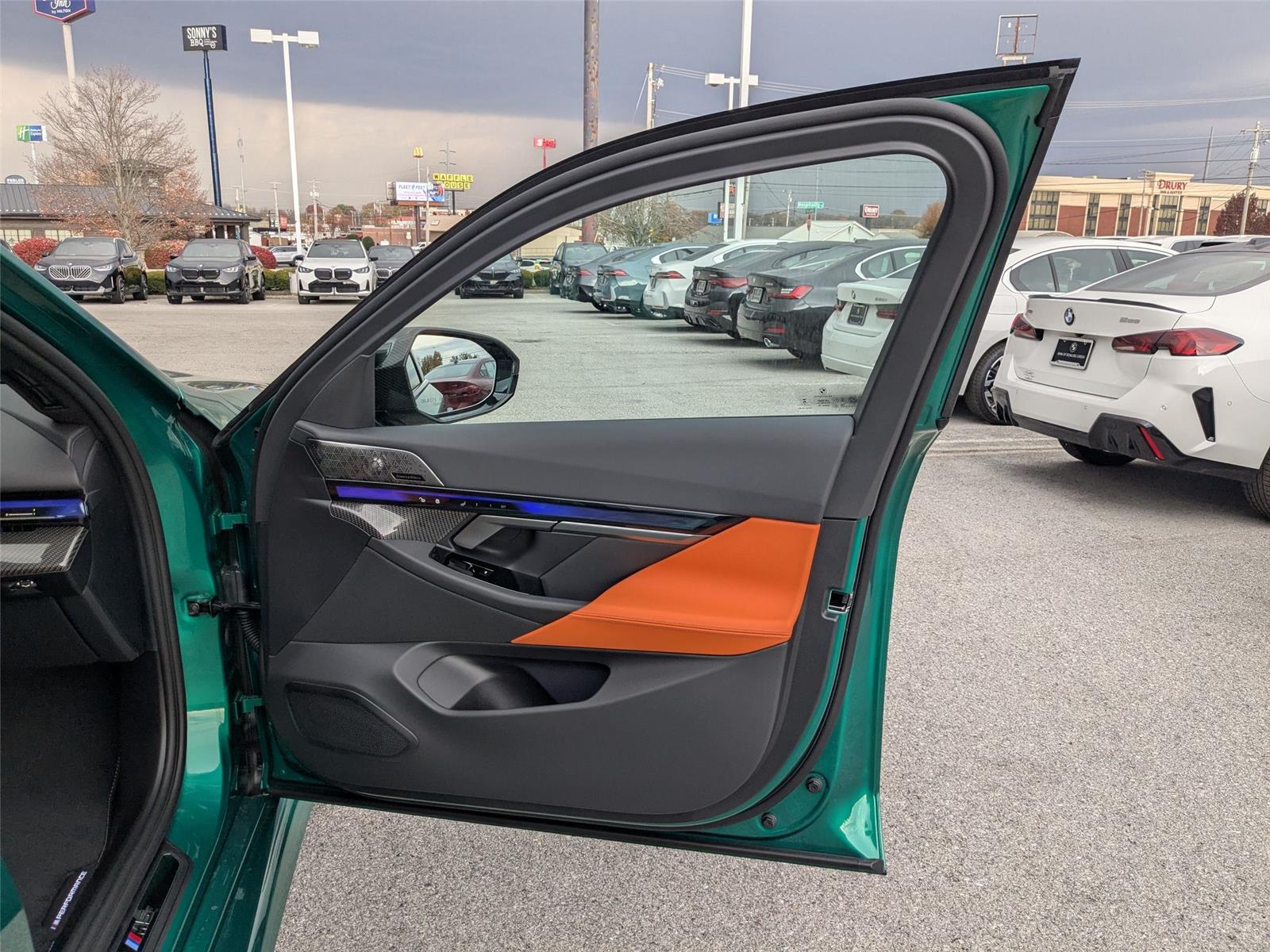 New 2026 Isle of Man Green Metallic BMW  image 33