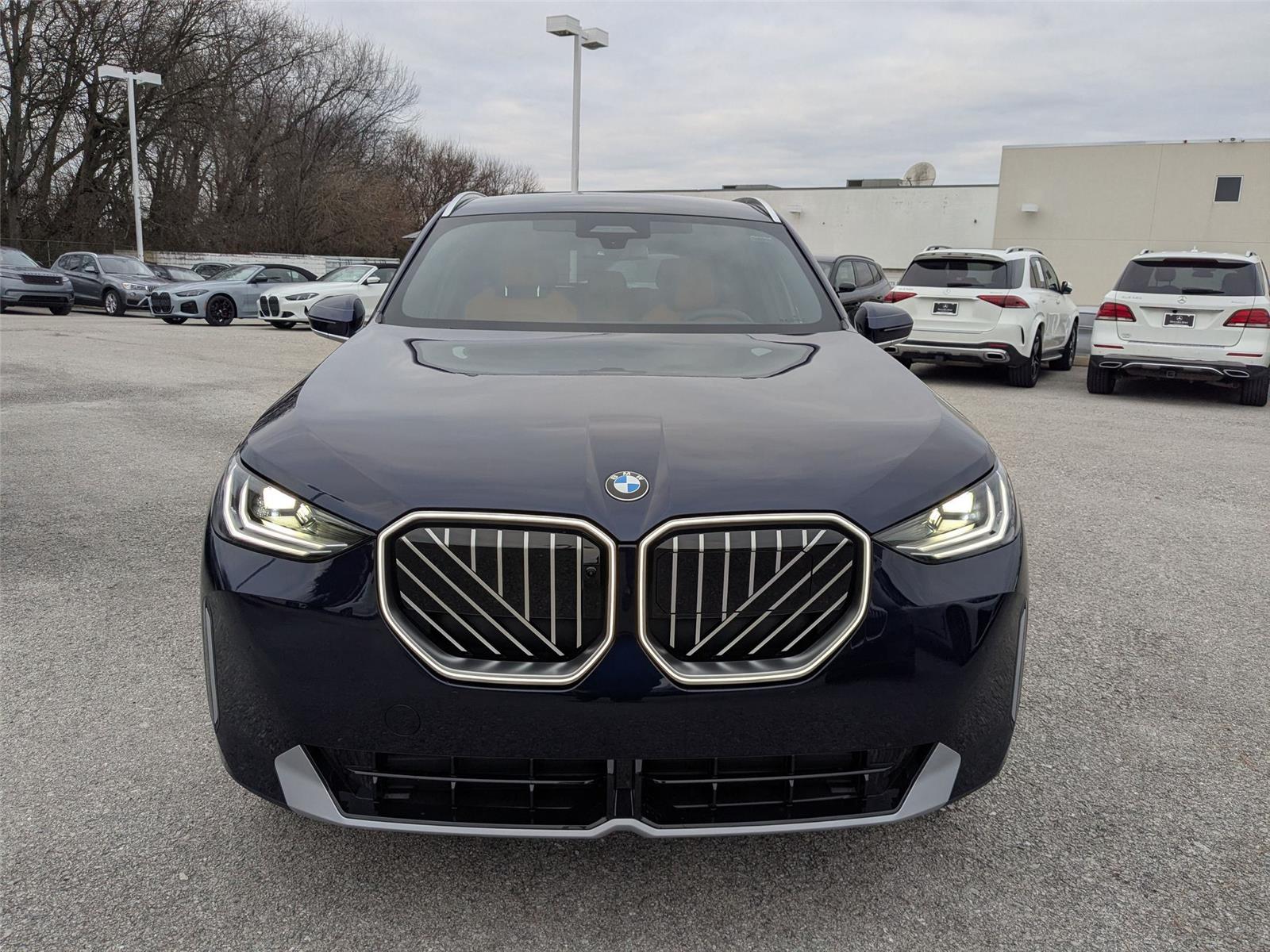 New 2026 Tanzanite Blue II Metallic BMW 30 xDrive image 2