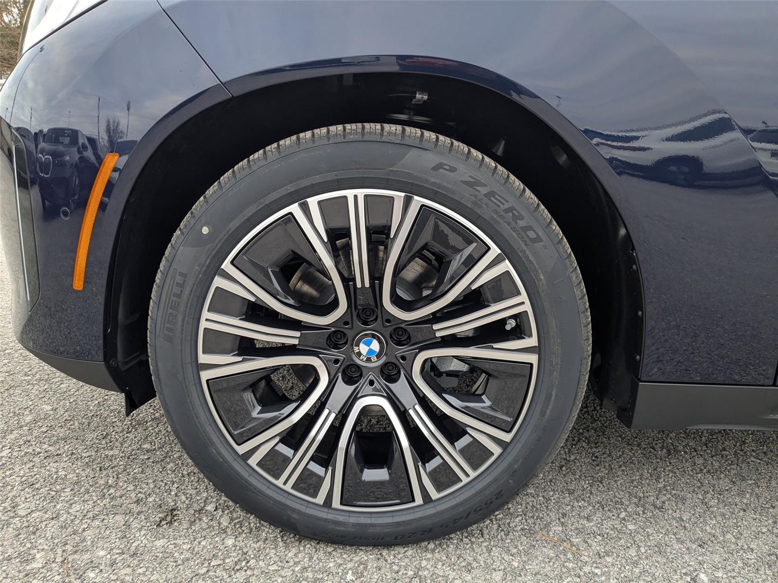 New 2026 Tanzanite Blue II Metallic BMW 30 xDrive image 9