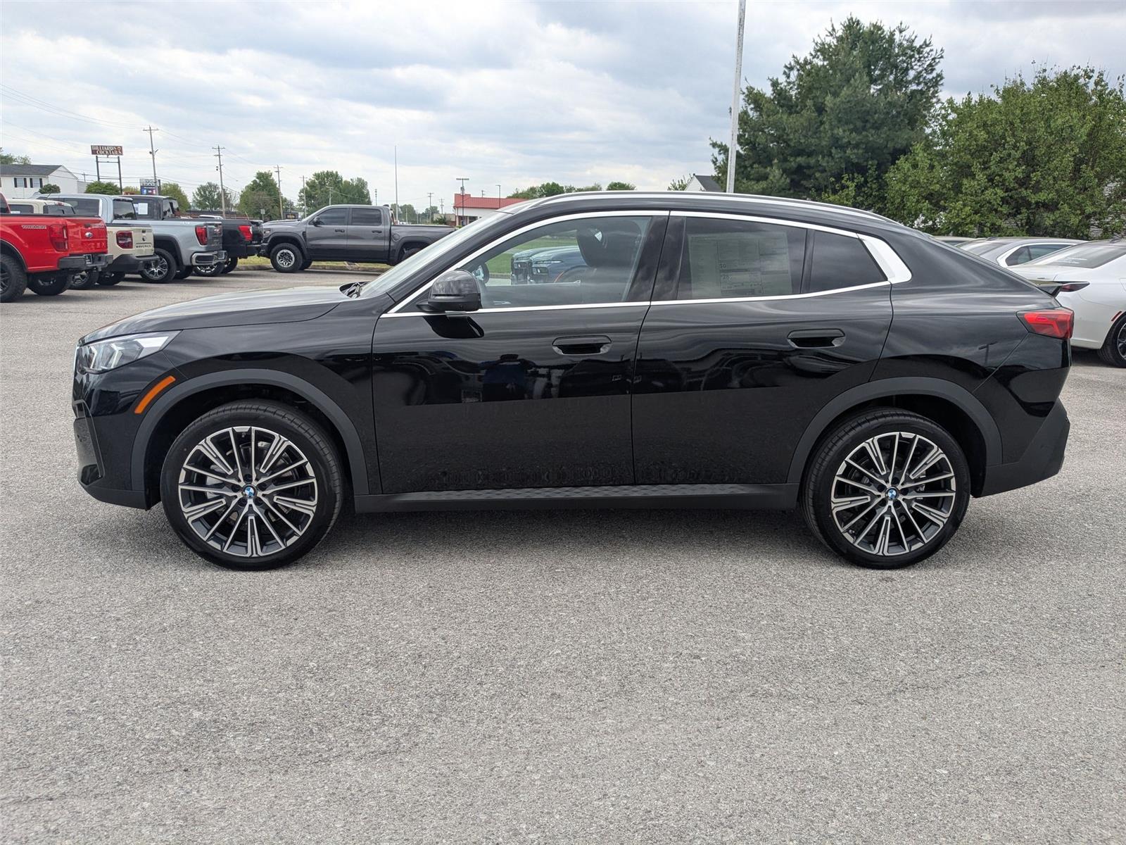 New 2026 Jet Black BMW xDrive28i image 8