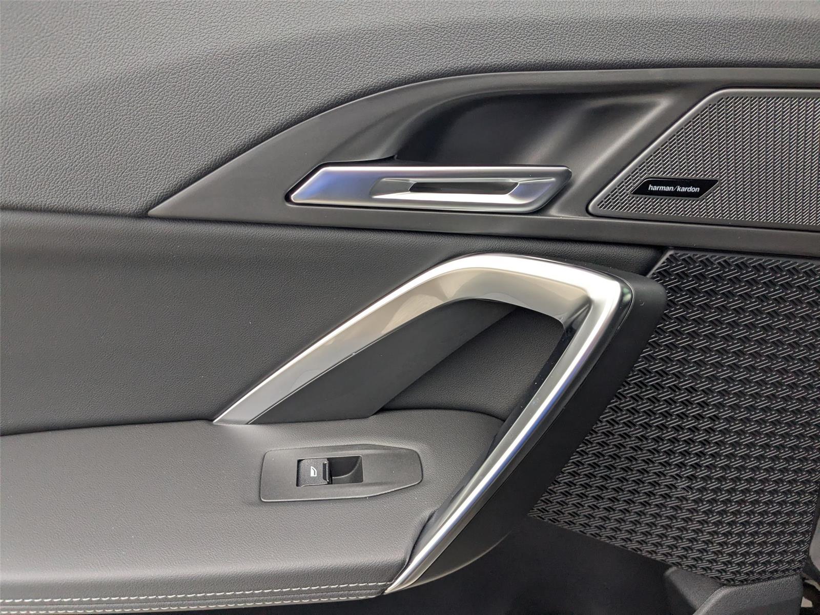 New 2026 Jet Black BMW xDrive28i image 24