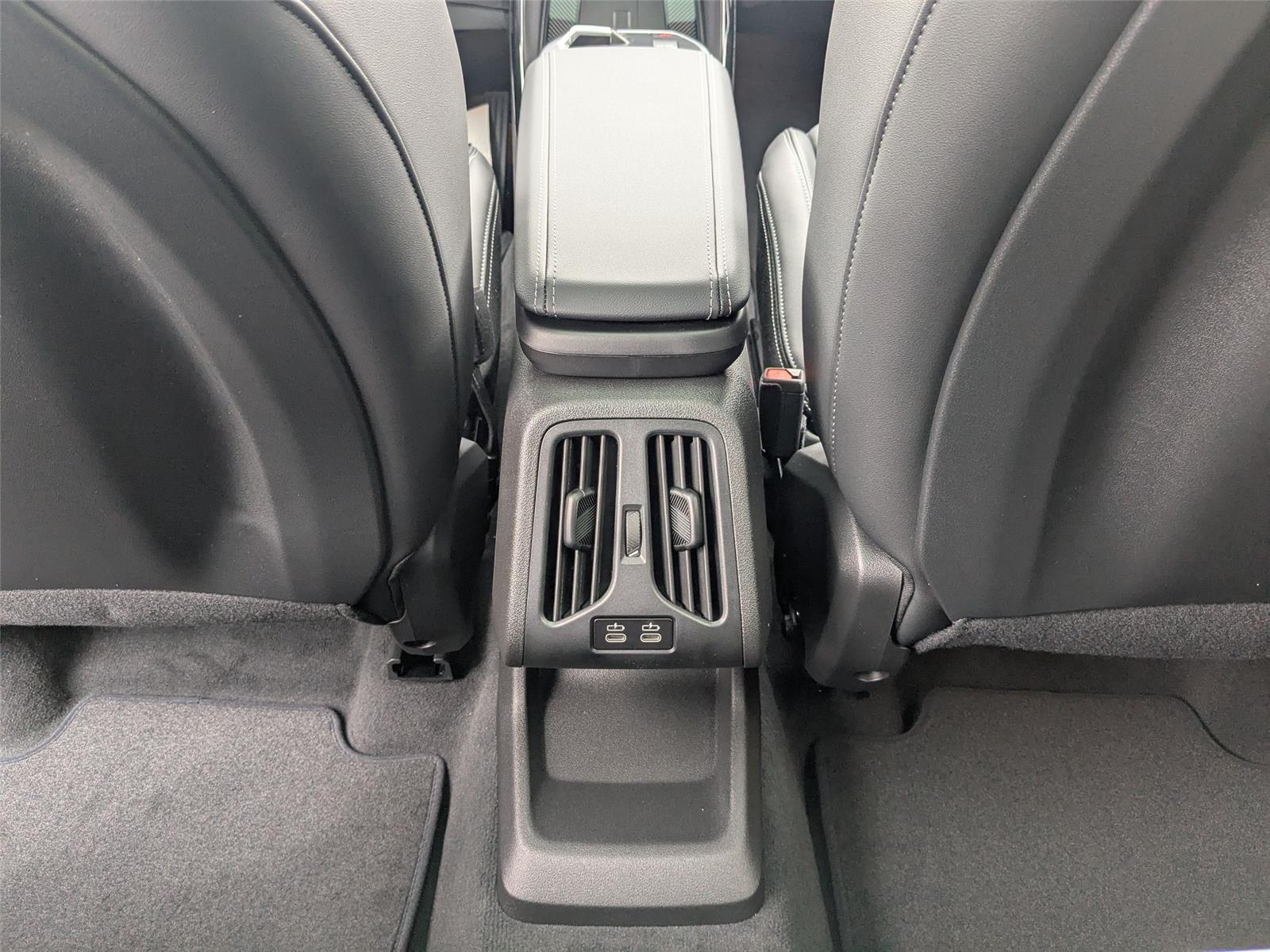 New 2026 Jet Black BMW xDrive28i image 26
