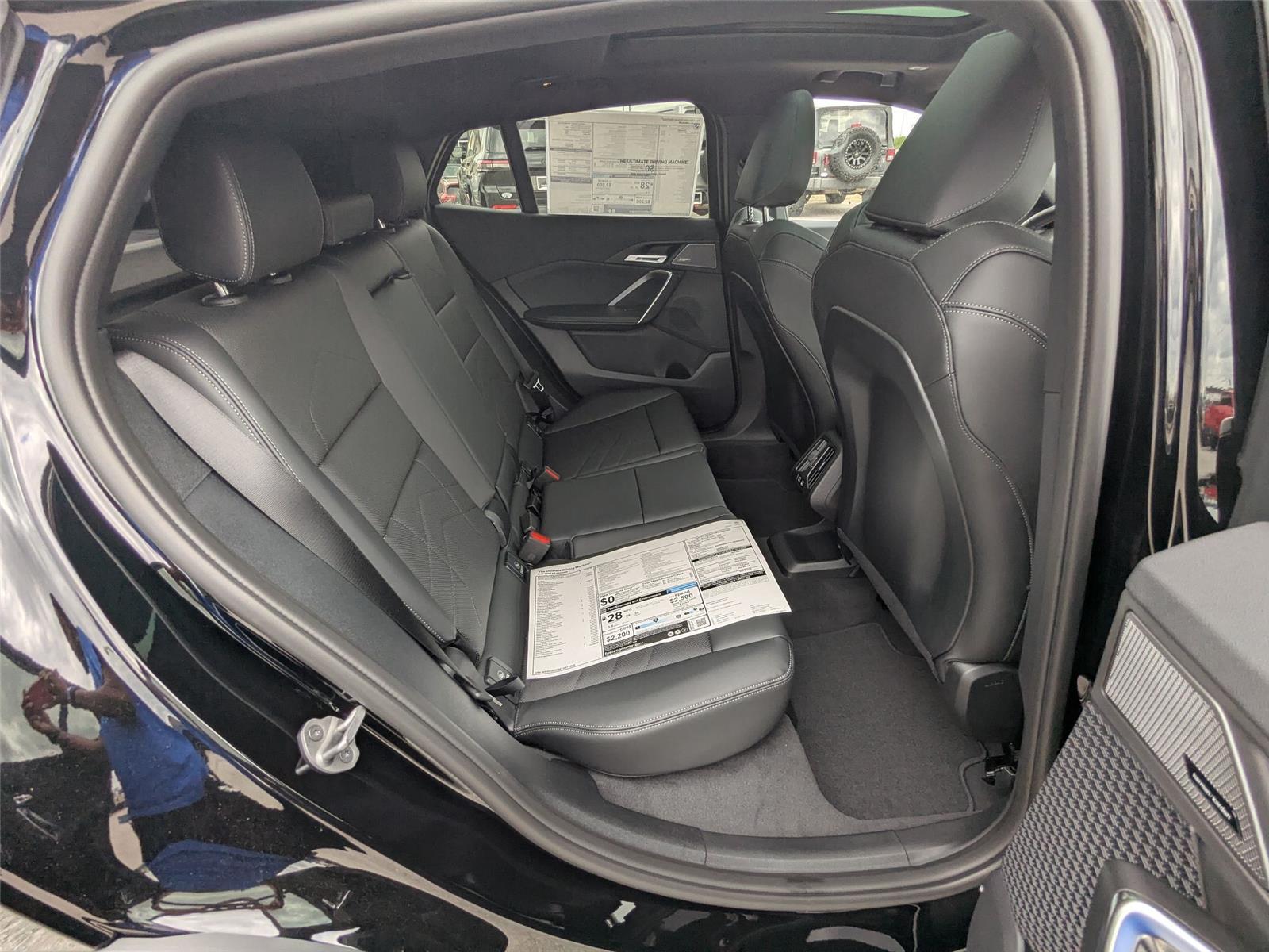 New 2026 Jet Black BMW xDrive28i image 31