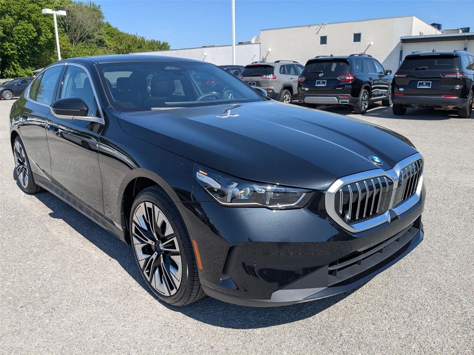 New 2027 BLACK BMW 530i xDrive image 3