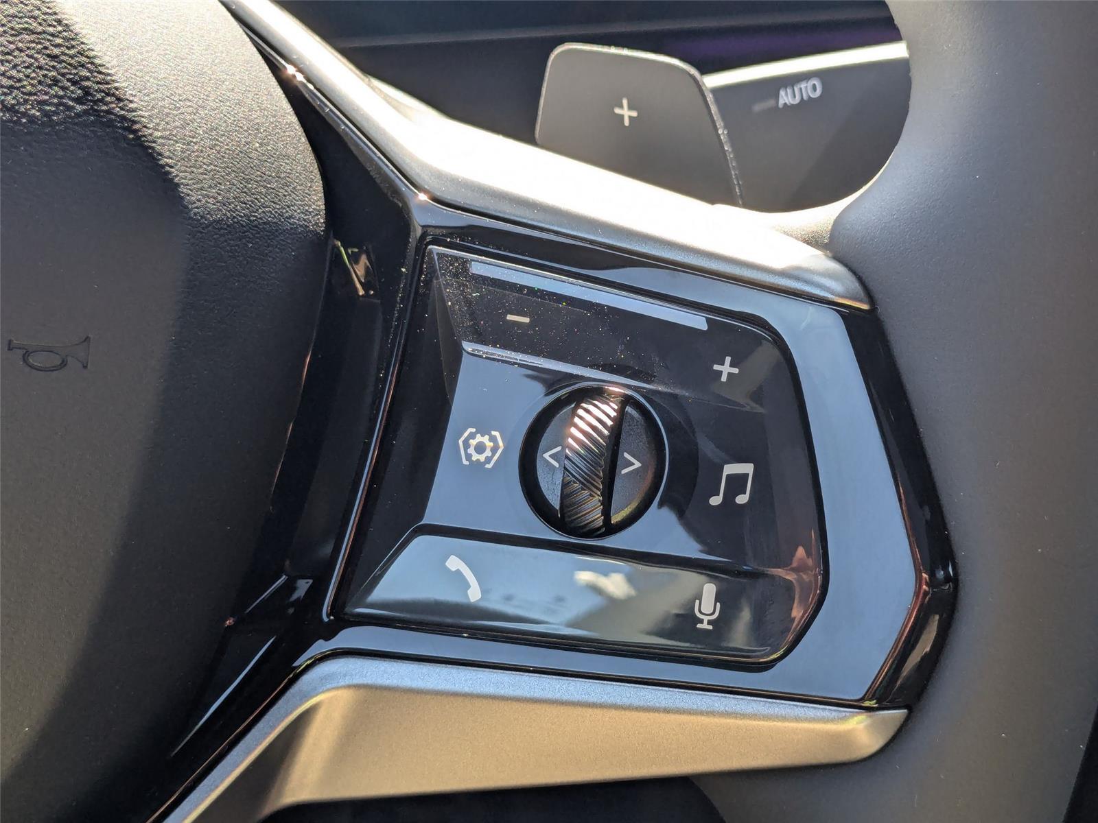 New 2027 BLACK BMW 530i xDrive image 18