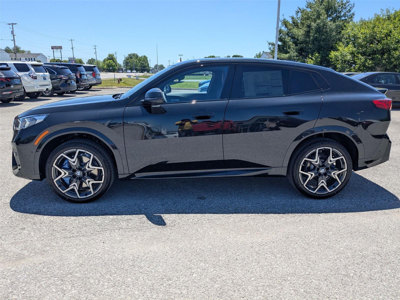 New 2026 Black Sapphire Metallic BMW xDrive28i image 8