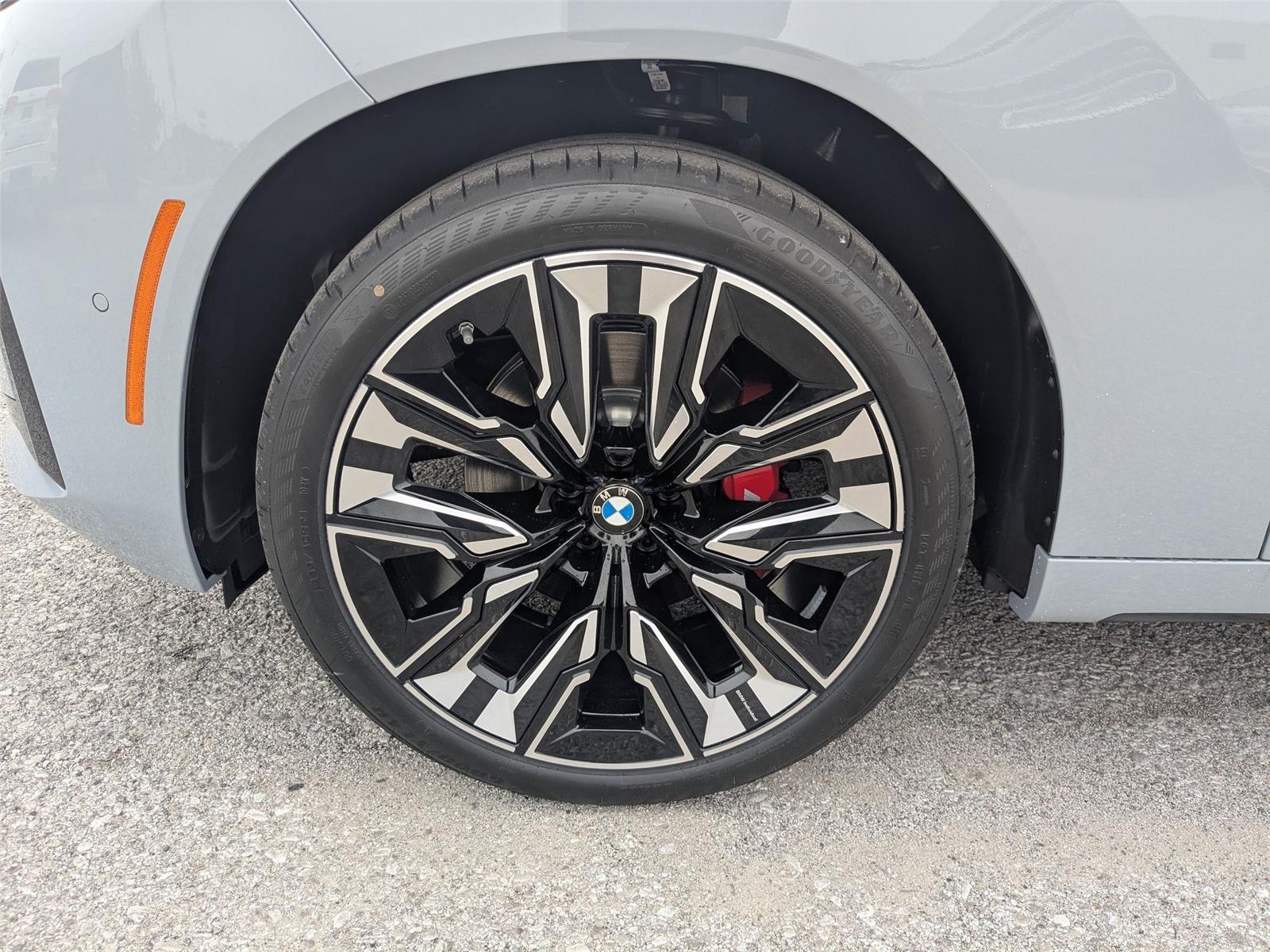 New 2026 Brooklyn Grey Metallic BMW 30 xDrive image 9