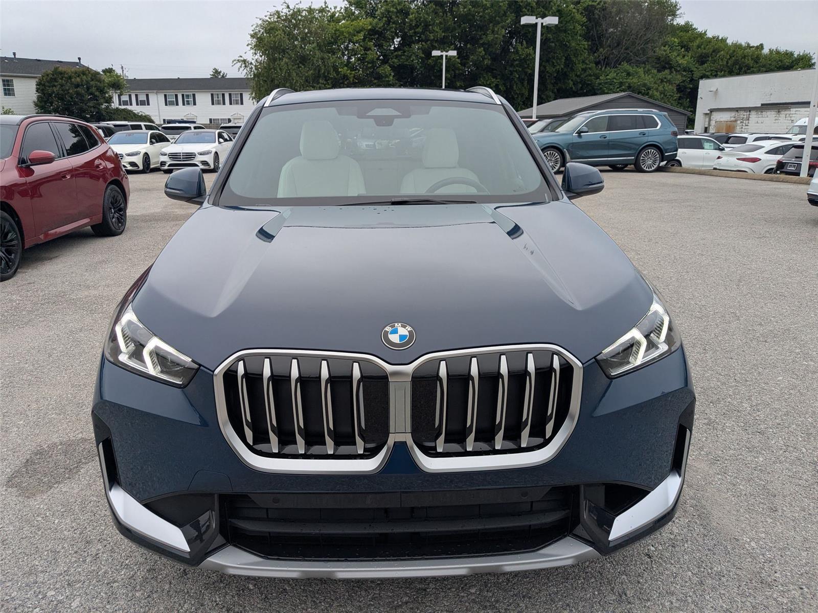 New 2026 Night Dusk Blue Metallic BMW xDrive28i image 2