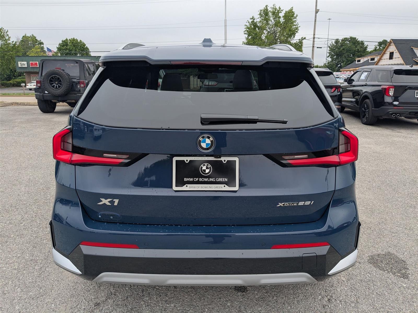 New 2026 Night Dusk Blue Metallic BMW xDrive28i image 6
