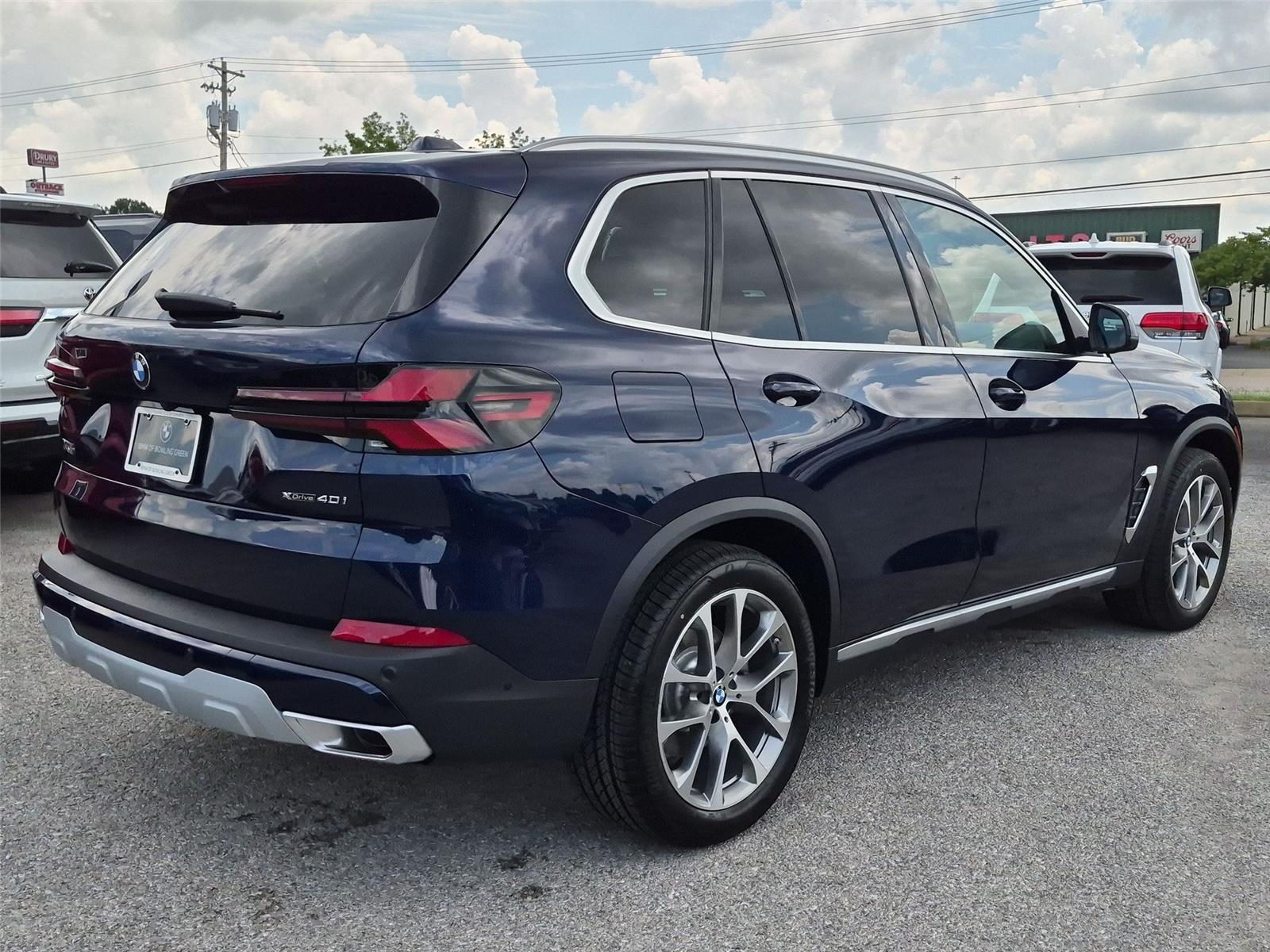 New 2026 Tanzanite Blue II Metallic BMW xDrive40i image 5