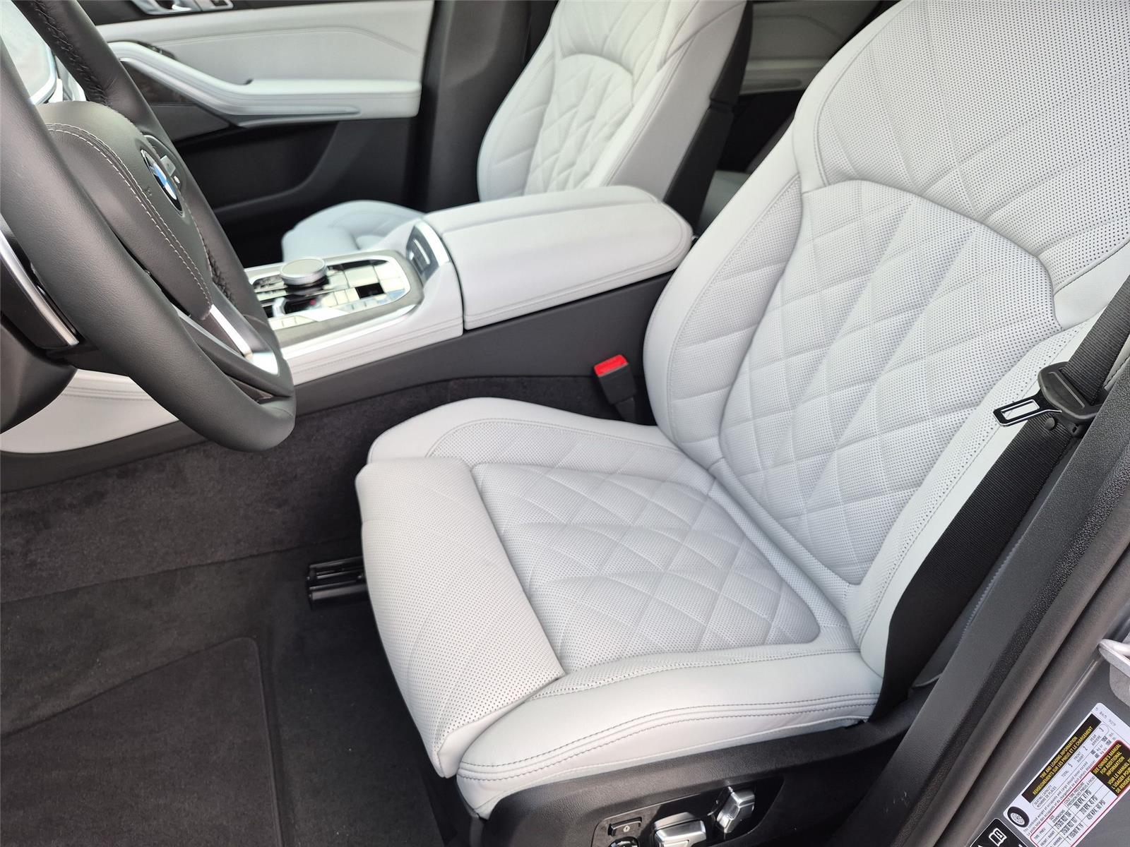 New 2026 Skyscraper Grey Metallic BMW xDrive40i image 18