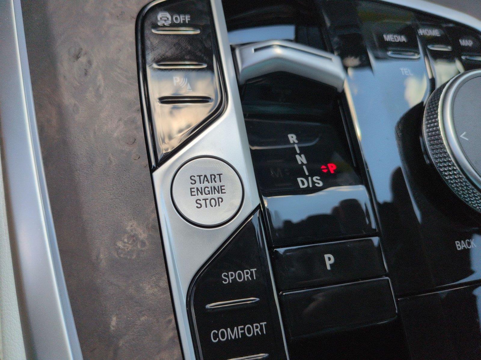 New 2026 Skyscraper Grey Metallic BMW xDrive40i image 30