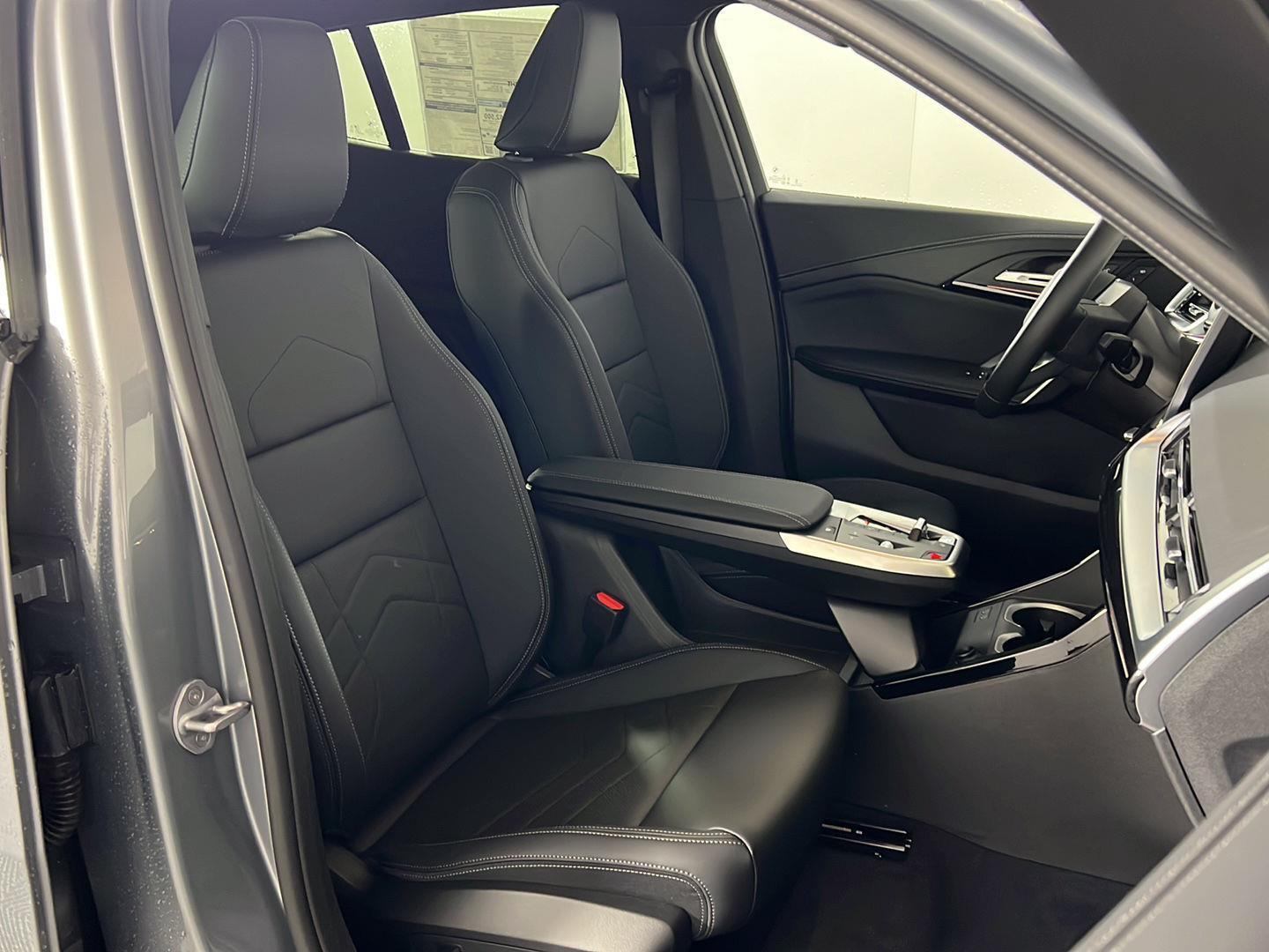 New 2026 Skyscraper Grey Metallic BMW xDrive28i image 14