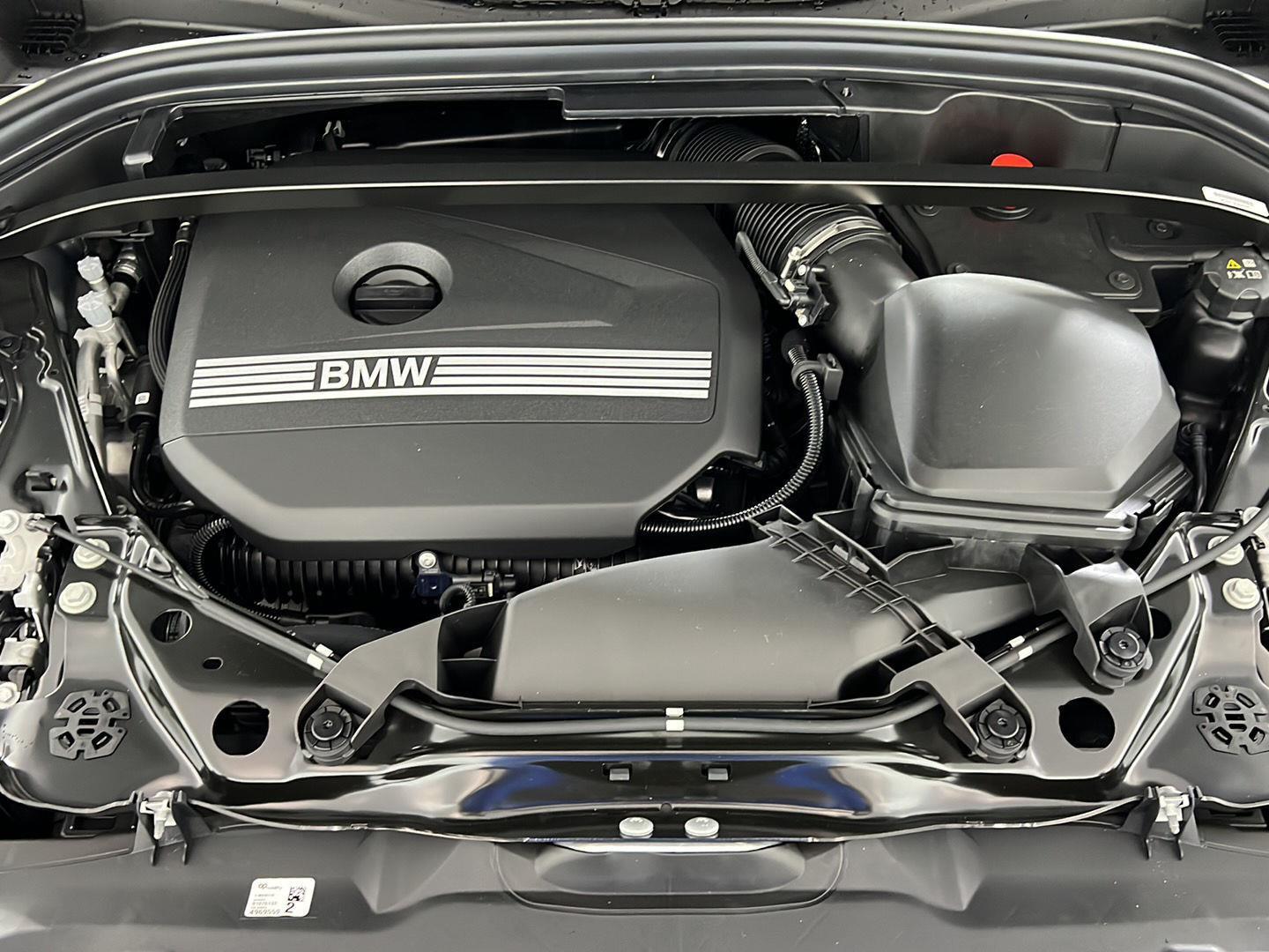 New 2026 Skyscraper Grey Metallic BMW xDrive28i image 15