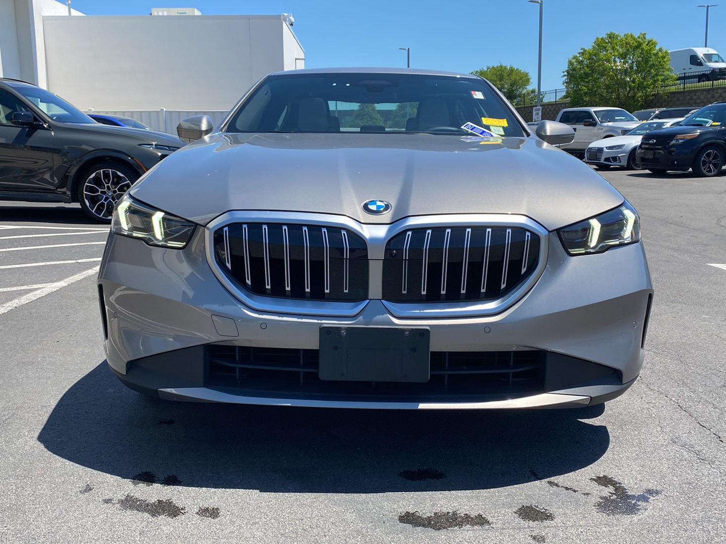 Certified Used 2024 Oxide Grey Metallic BMW 540i xDrive image 5