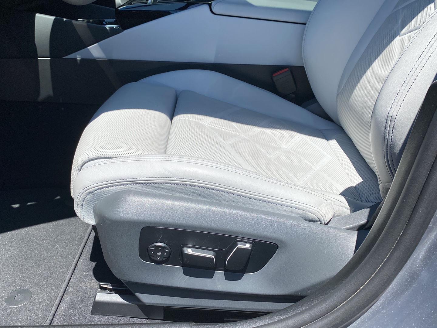 Certified Used 2024 Oxide Grey Metallic BMW 540i xDrive image 9