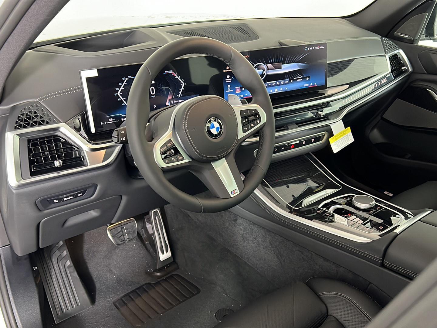 New 2026 Mineral White Metallic BMW xDrive40i image 20