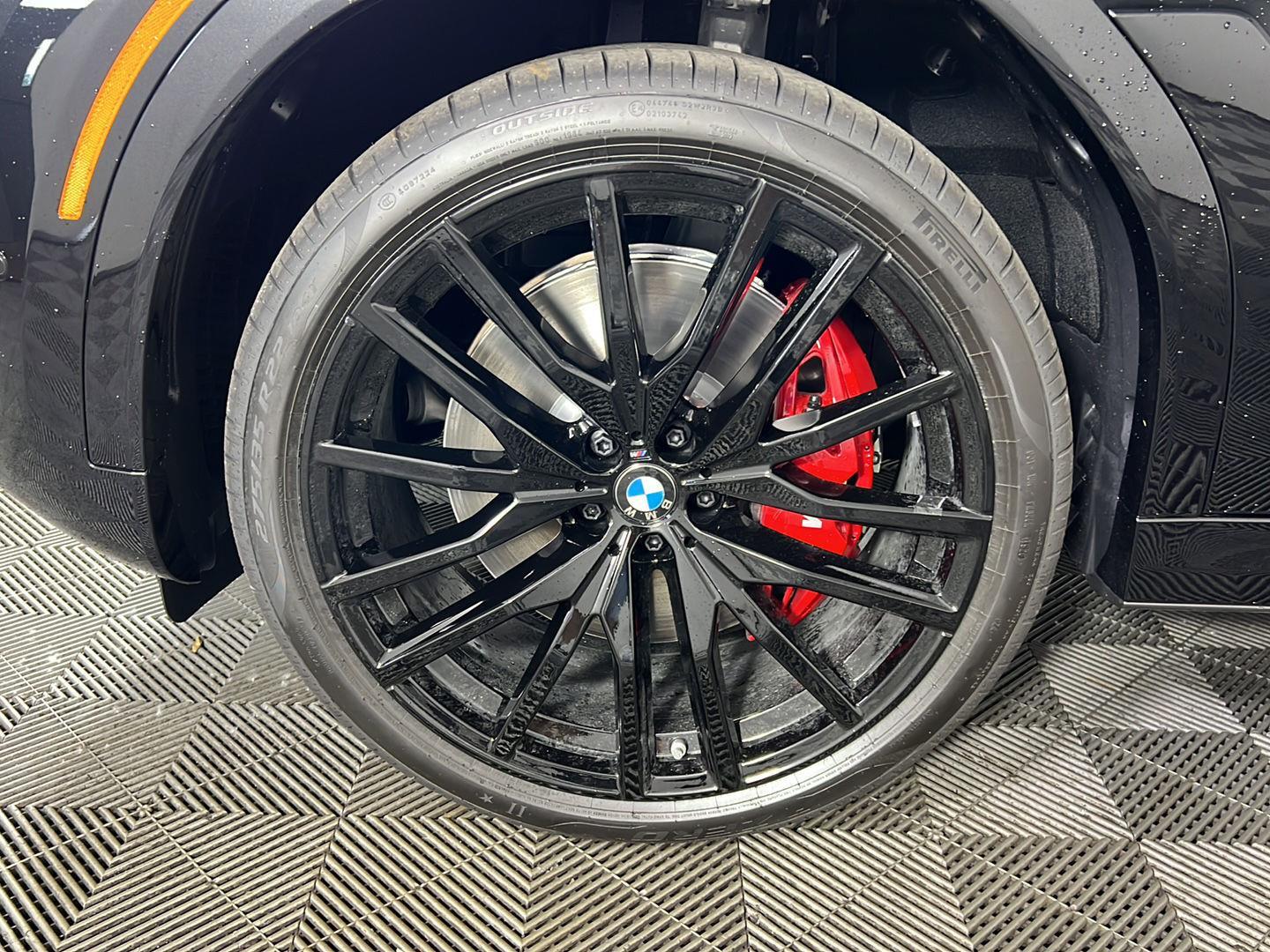 New 2027 Black Sapphire Metallic BMW M60i image 19