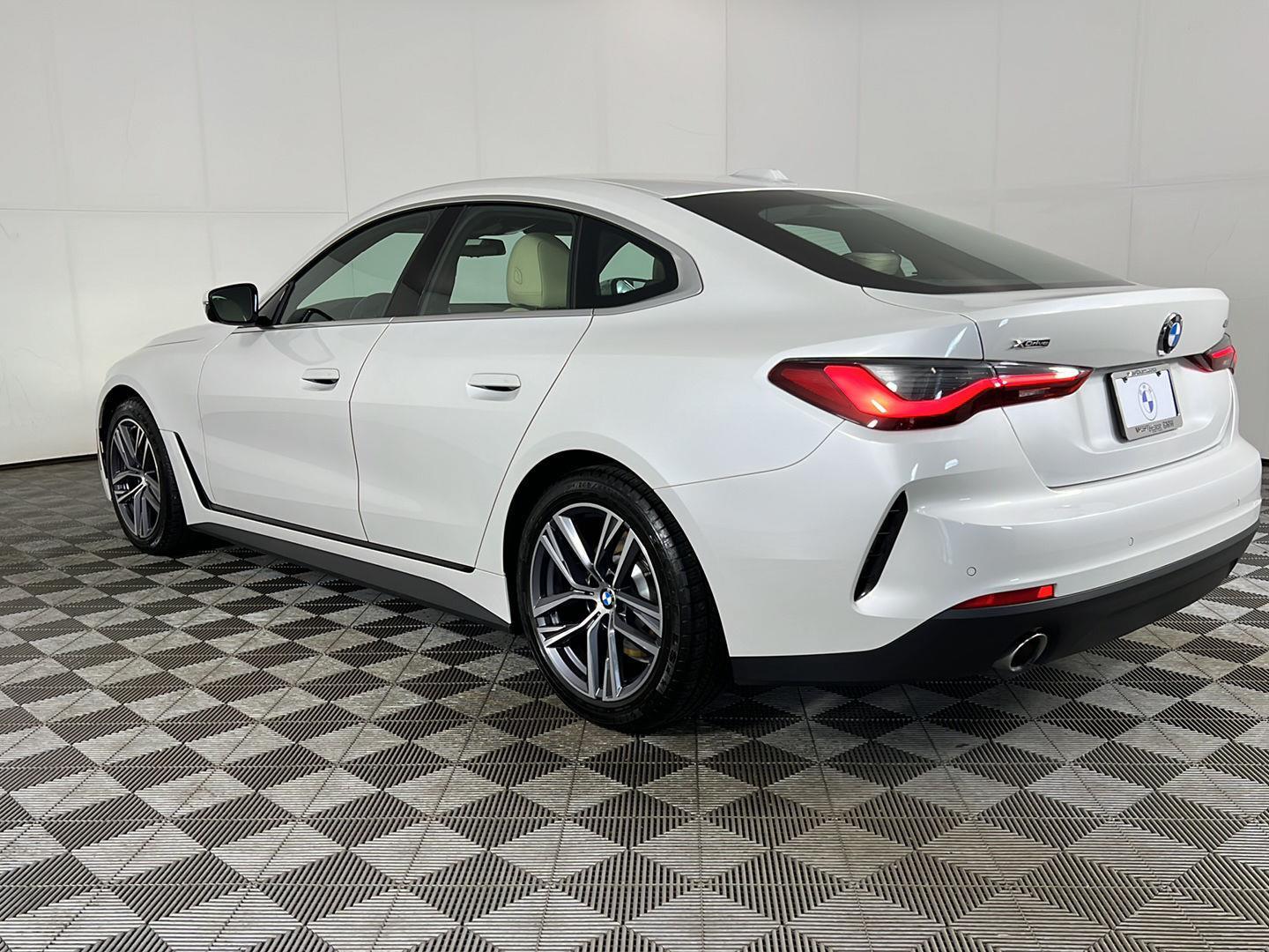 Used 2023 Mineral White Metallic BMW 430i xDrive image 9