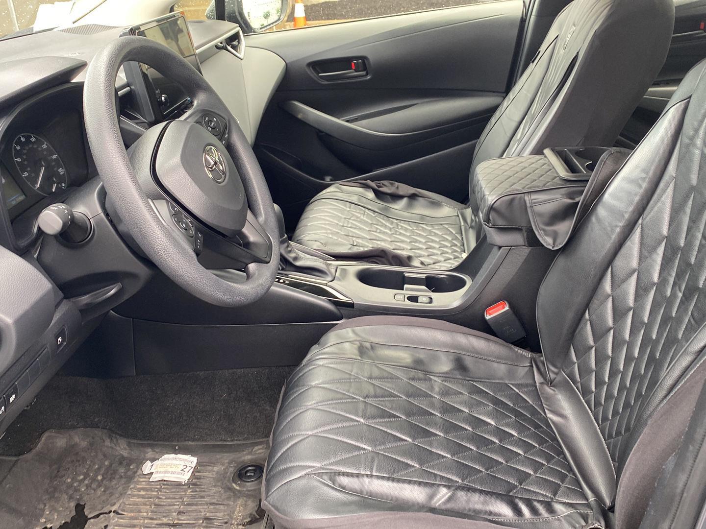 Used 2025 Underground Toyota Hybrid LE image 6